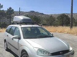 Usado 2003 Ford Focus Sedan | € 1.700 (Preço justo)