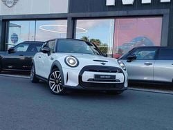 Vermelho Usado 2023 Mini Cooper SE Classic Citadino | € 23.900 (Preço justo)