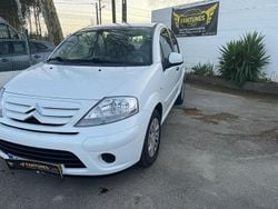 Branco Usado 2010 Citroën C3 Exclusive Citadino | € 6.500 (Preço justo)