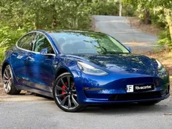 Azul Usado 2019 Tesla Model 3 Performance Sedan | € 26.445 (Bom preço)
