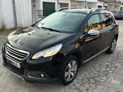 Preto Usado 2014 Peugeot 2008 Allure SUV | € 9.000 (Bom preço)