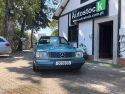 Azul Usado 1993 Mercedes E220 Sportline Cabrios | € 22.900