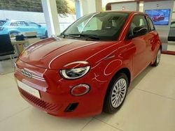 Vermelho Novo 2025 Fiat 500e Red Citadino | € 25.800 (Preço justo)