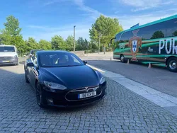 Azul Usado 2015 Tesla Model S Sedan | € 27.000 (Super Preço)
