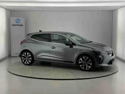 Cinzento Usado 2024 Mitsubishi Colt | € 17.700 (Preço justo)