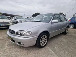 Cinzento Usado 2001 Toyota Corolla | € 3.500