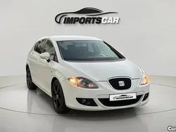 Branco Usado 2011 Seat Leon Ecomotive Citadino | € 9.999