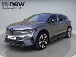 Cinzento Usado 2023 Renault Mégane Techno Sedan | € 31.700 (Preço elevado)