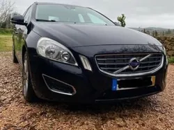 Usado 2012 Volvo V60 Momentum Carrinha | € 12.000 (Preço justo)
