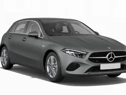 Cinza Usado 2024 Mercedes A250 | € 39.500 (Super Preço)