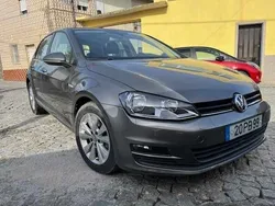 Cinzento Usado 2014 VW Golf VII Citadino | € 11.500 (Preço justo)