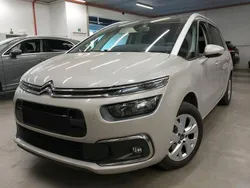 Cinza Usado 2019 Citroën C4 Shine Monovolume | € 15.890 (Preço justo)