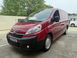 Vermelho Usado 2015 Toyota Proace Van | € 12.500