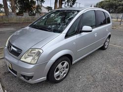 Cinzento Usado 2007 Opel Meriva Monovolume | € 3.900