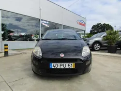 Preto Usado 2015 Fiat Punto Easy Citadino | € 8.500 (Preço justo)