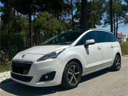 Usado 2014 Peugeot 5008 Monovolume | € 12.000 (Preço justo)