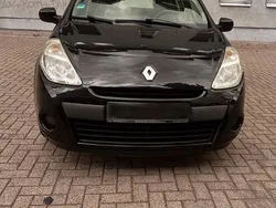 Usado 2010 Renault Clio II Sedan | € 4.200 (Bom preço)