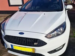 Usado 2017 Ford Focus Sedan | € 12.500
