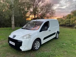 Branco Usado 2010 Peugeot Partner Monovolume | € 6.850