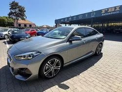 Cinzento Usado 2021 BMW 216 Sport Line Coupé | € 29.900 (Preço justo)