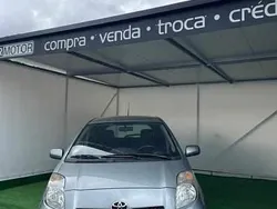 Cinzento Usado 2011 Toyota Yaris Citadino | € 9.250 (Preço justo)