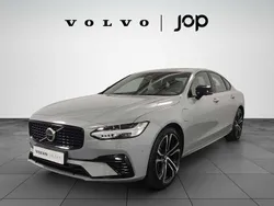 Cinzento Usado 2024 Volvo S90 Sedan | € 58.900
