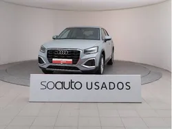 Cinzento claro Usado 2023 Audi Q2 Advanced SUV | € 25.990 (Preço justo)