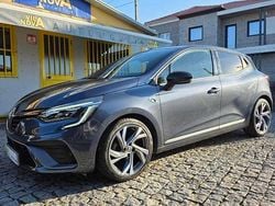 Cinza Usado 2023 Renault Clio V RS Line | € 16.900 (Preço justo)