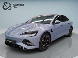 Azul Usado 2025 BYD Seal Sedan | € 44.990 (Preço justo)