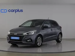 Cinzento Usado 2019 Hyundai i20 Style | € 12.900 (Preço justo)