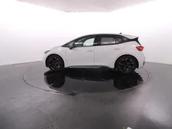 Branco Usado 2023 Cupra Born Citadino | € 30.900 (Preço elevado)
