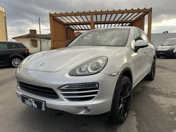 Cinzento Usado 2010 Porsche Cayenne SUV | € 28.950 (Preço elevado)