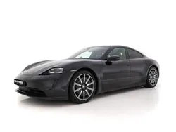 Preto Usado 2021 Porsche Taycan Sedan | € 56.500