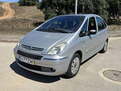 Usado 2005 Citroën Xsara Picasso Monovolume | € 2.590 (Preço elevado)