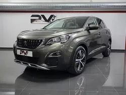 Cinzento Usado 2017 Peugeot 3008 Allure SUV | € 17.990 (Preço justo)