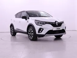 Branco nacarado / tejadilho preto estrela Usado 2022 Renault Captur Techno SUV | € 19.450 (Preço justo)