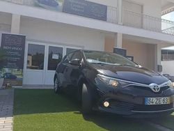 Preto Usado 2015 Toyota Auris Comfort Sedan | € 13.750