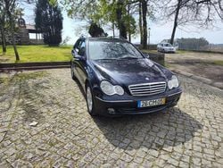 Usado 2005 Mercedes C220 Elegance Sedan | € 6.300 (Preço justo)