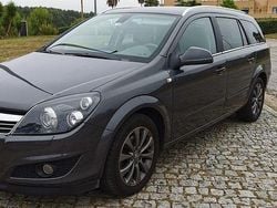 Usado 2010 Opel Astra Cosmo Sedan | € 5.900 (Preço justo)