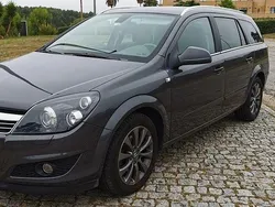 Usado 2010 Opel Astra Cosmo Sedan | € 6.700 (Preço justo)