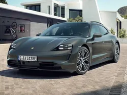 Cinzento vulcano metalizado Usado 2023 Porsche Taycan Sport Turismo Sedan | € 76.870 (Bom preço)
