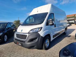 Branco Usado 2020 Peugeot Boxer Van | € 15.500 (Bom preço)
