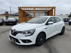 Branco Usado 2016 Renault Mégane III Zen Citadino | € 10.950 (Preço justo)