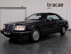 Preto Usado 1989 Mercedes 230 | € 8.900