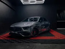 Cinzento Usado 2019 Mercedes A180 | € 26.900 (Caro)