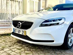 Usado 2018 Volvo V40 Carrinha | € 14.000 (Super Preço)