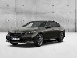 Cinza sophisto metalizada brilhante Usado 2024 BMW i5 Comfort Edition Sedan | € 93.352