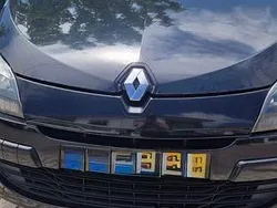 Usado 2011 Renault Mégane III Dynamique Sedan | € 3.700 (Super Preço)