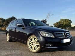 Usado 2008 Mercedes C320 Avantgarde Sedan | € 11.500 (Preço elevado)