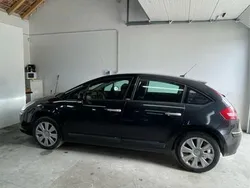 Usado 2006 Citroën C4 Exclusive Sedan | € 3.000 (Preço justo)